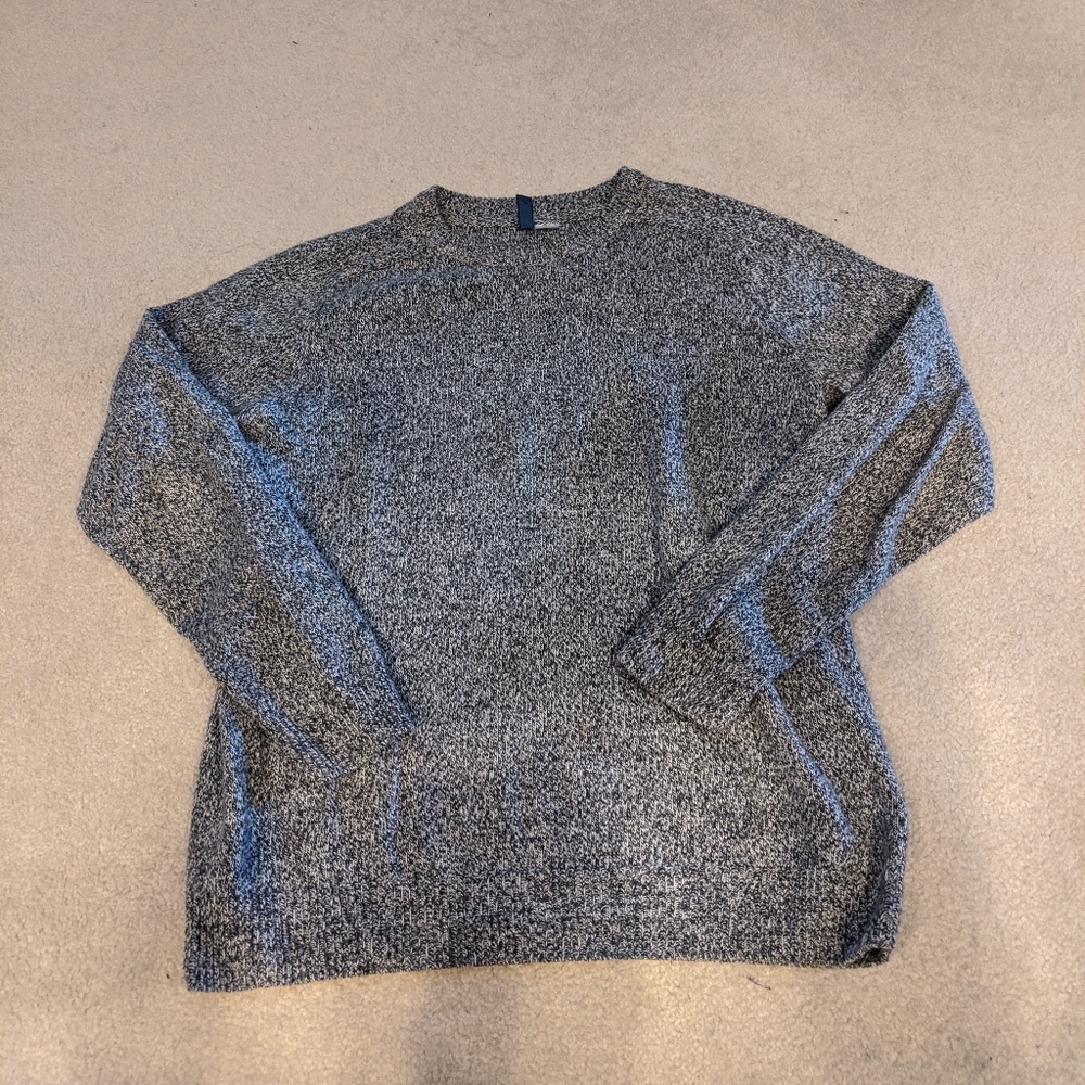 H&M divided winter sweater
